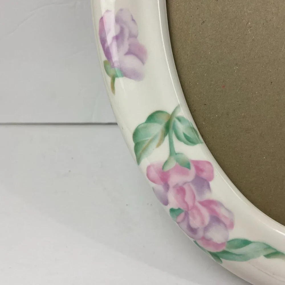 Vintage Ceramic Large Oval Frame 10.5